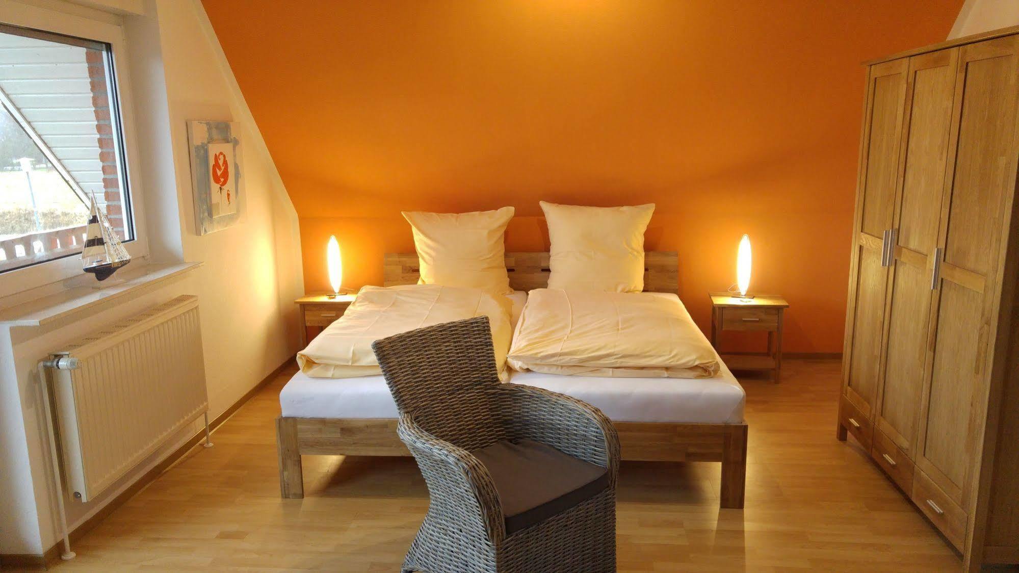 Naturwert Hotel Garni Ursula Krummhörn Eksteriør billede